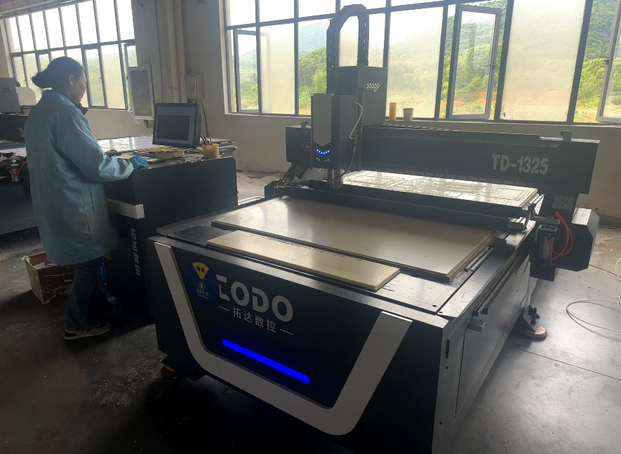 Zhongrongda automated production line manufacturing high-precision ABS plastic components